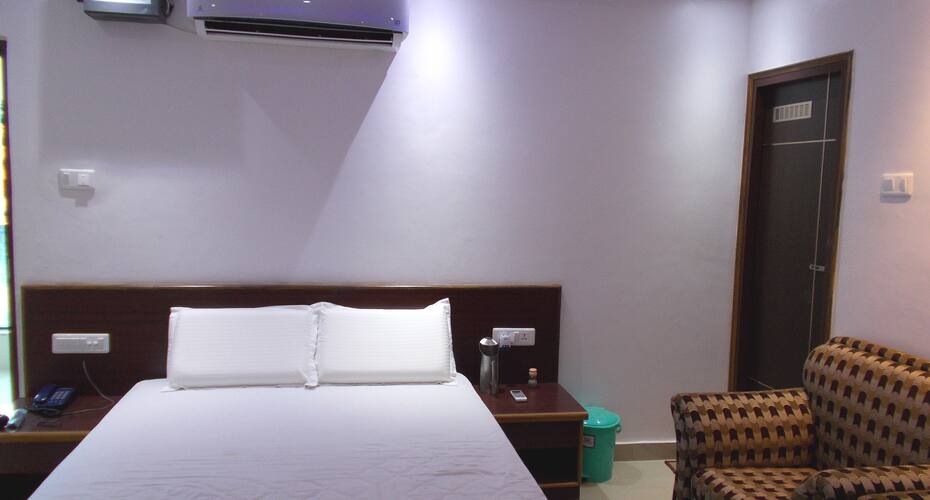 Hotel Adelphi Grande, Kushinagar 3
